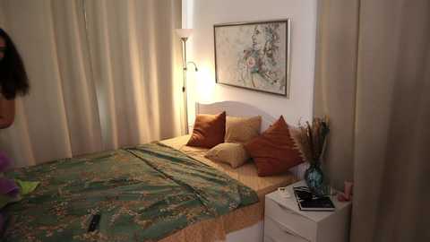 wine_on_lips @ chaturbate on 20231010