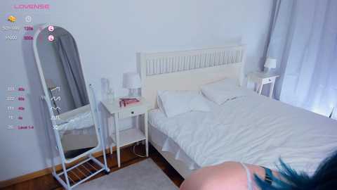your_desssert @ chaturbate on 20231011