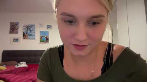 sarahsapling @ chaturbate on 20231012