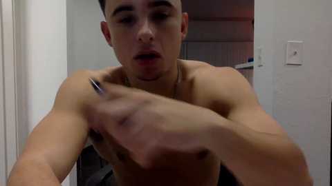 dndo21 @ chaturbate on 20231013