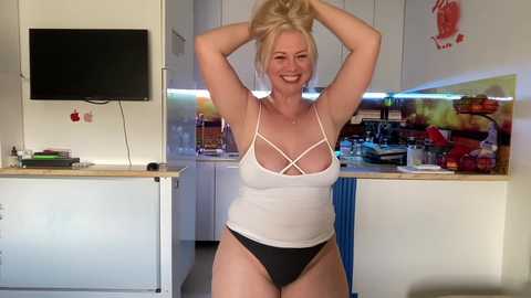 kiradivine @ chaturbate on 20231013