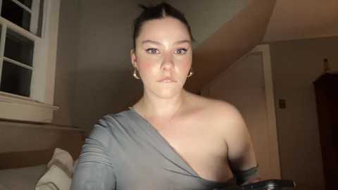 novavangogh @ chaturbate on 20231013