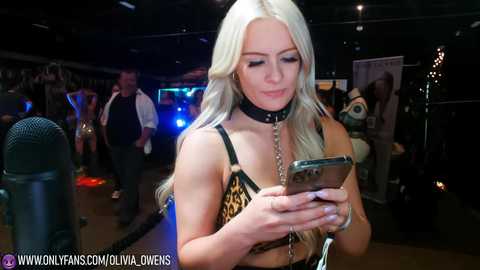 oliviaowens @ chaturbate on 20231014