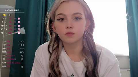 small_blondee @ chaturbate on 20231014