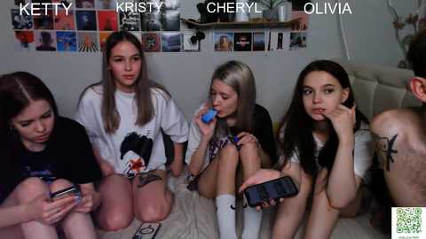 _reverse_gang_ @ chaturbate on 20231015