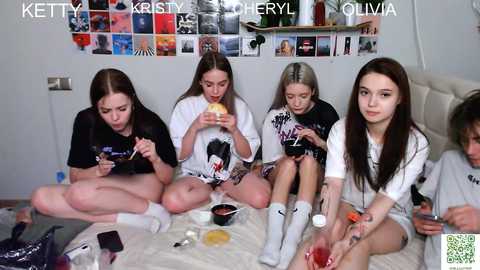 _reverse_gang_ @ chaturbate on 20231015