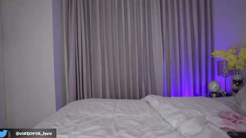 amelie_bunny_real @ chaturbate on 20231016