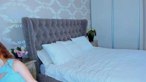 leliboli @ chaturbate on 20231016