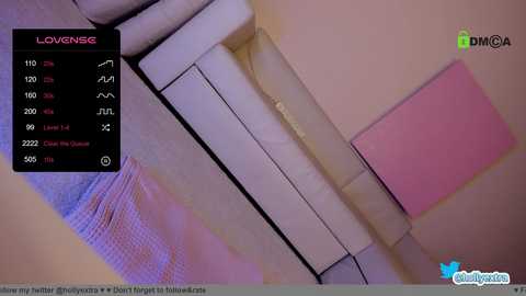 hollyextra @ chaturbate on 20231017