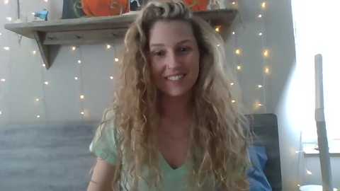 progoddess @ chaturbate on 20231017