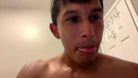 abethename @ chaturbate on 20231018