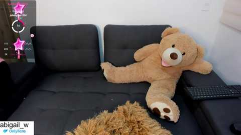 abigail_w @ chaturbate on 20231018