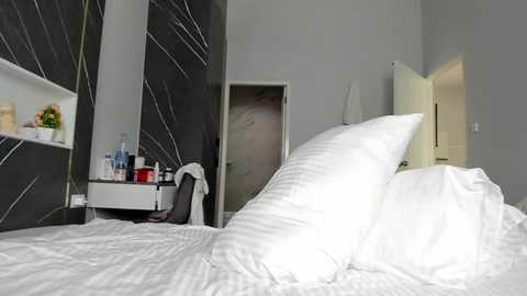 asiangirlandwhiteguy @ chaturbate on 20231018