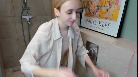 darcymei @ chaturbate on 20231018