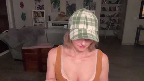 kaileeshy @ chaturbate on 20231018