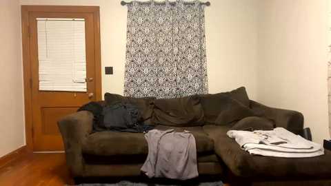 roxy1105 @ chaturbate on 20231018