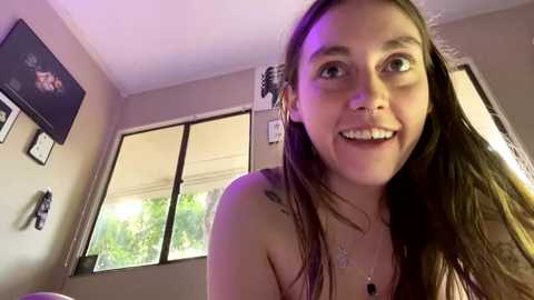 clover_tully @ chaturbate on 20231019