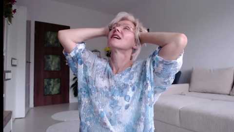 jasmin18v @ chaturbate on 20231019