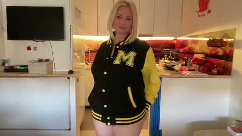 kiradivine @ chaturbate on 20231019