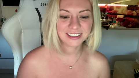 kiradivine @ chaturbate on 20231019