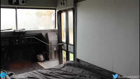 busbuddies @ chaturbate on 20231021