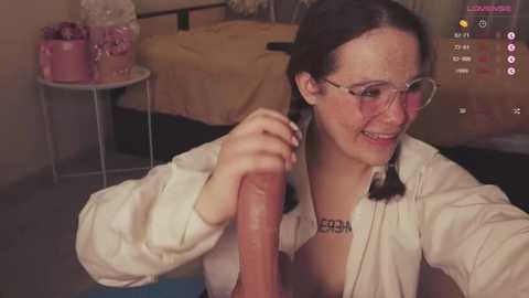 chery_lady22 @ chaturbate on 20231023