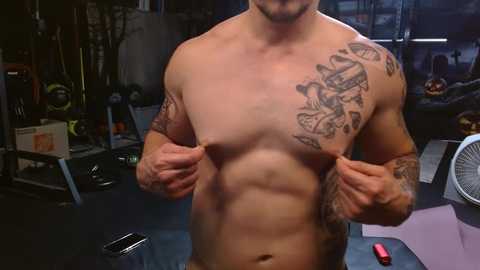 browneyedmuscleboy32