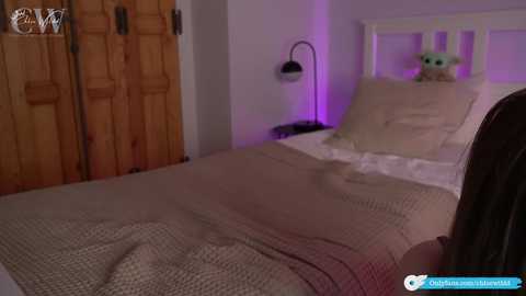 chloewildd @ chaturbate on 20231024