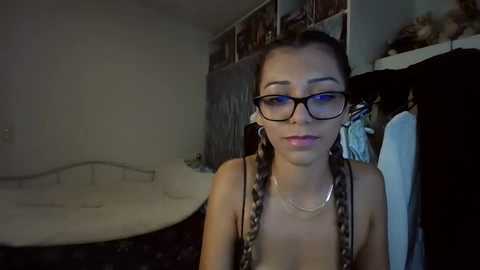 gia05valentina @ chaturbate on 20231024