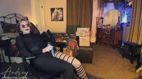 audrey_ @ chaturbate on 20231025