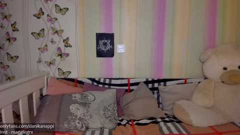 danikanappi @ chaturbate on 20231025