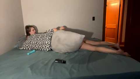 roxy1105 @ chaturbate on 20231025