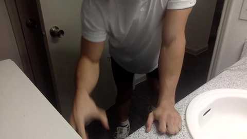 dndo21 @ chaturbate on 20231026