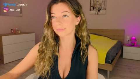 lenamuti @ chaturbate on 20231027