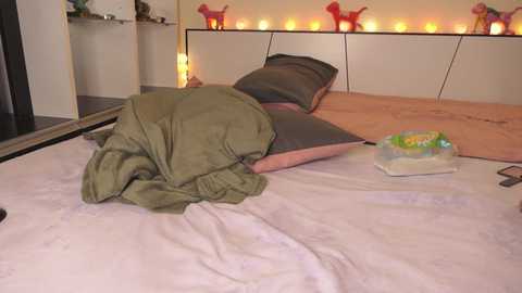 fishtgirlworld @ chaturbate on 20231029