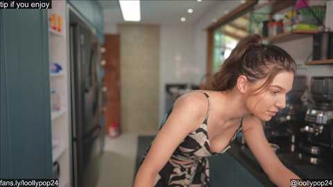 loollypop24 @ chaturbate on 20231029