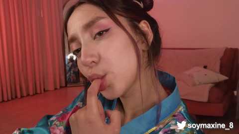 maxine_8 @ chaturbate on 20231029