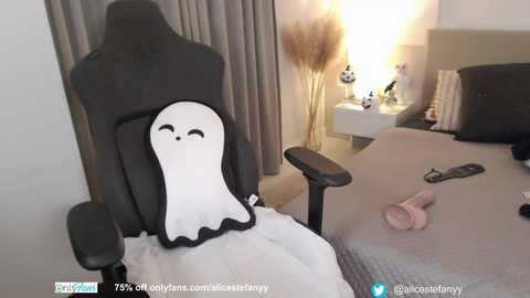 smileyouarehere @ chaturbate on 20231029