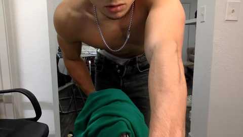 dndo21 @ chaturbate on 20231102