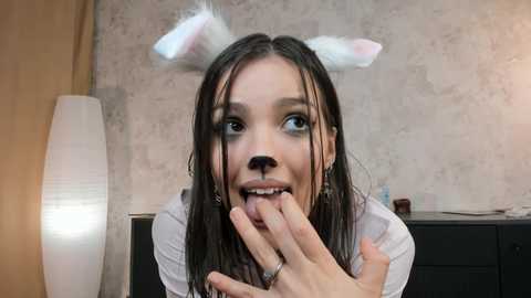 emiliacourtney @ chaturbate on 20231102