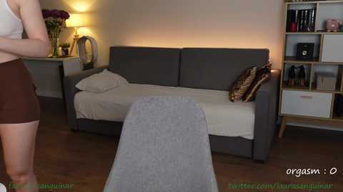 laura_sanguinar @ chaturbate on 20231102