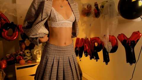 lenaelisabeth @ chaturbate on 20231102