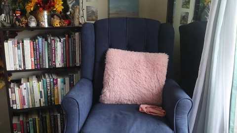 ellynaomi @ chaturbate on 20231103