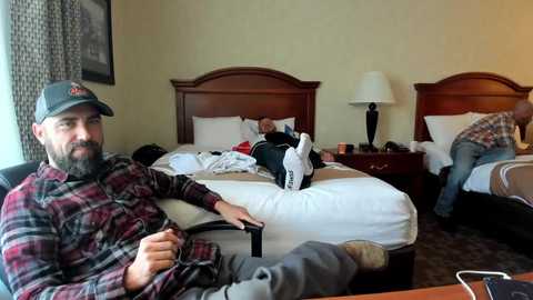 hardworkertn @ chaturbate on 20231103