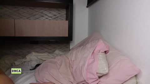 latinella @ chaturbate on 20231103
