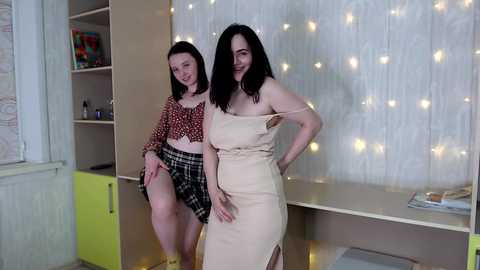 renae_tom @ chaturbate on 20231103