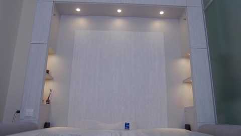 _kyllie_ @ chaturbate on 20231104