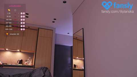 lilylanska @ chaturbate on 20231104