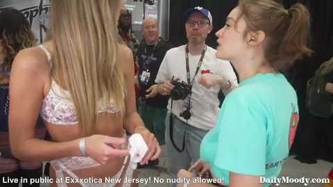 marymoody @ chaturbate on 20231104