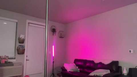 saraloverays @ chaturbate on 20231106